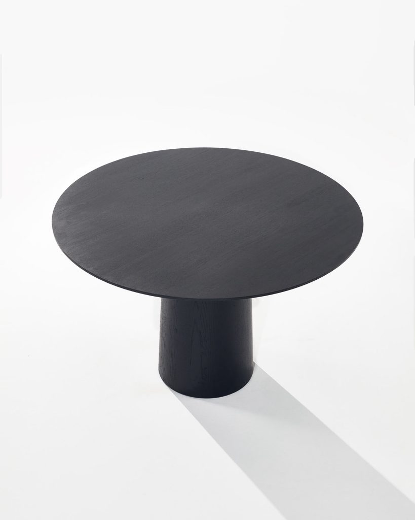 Heilig Objects MUSHROOM-FS dining table black oak