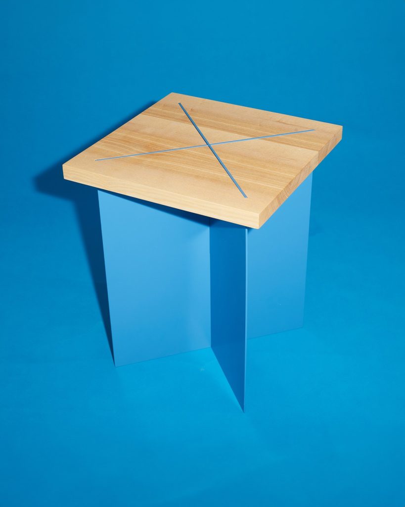 Heilig Objects OHUS Bench brillant blue ash