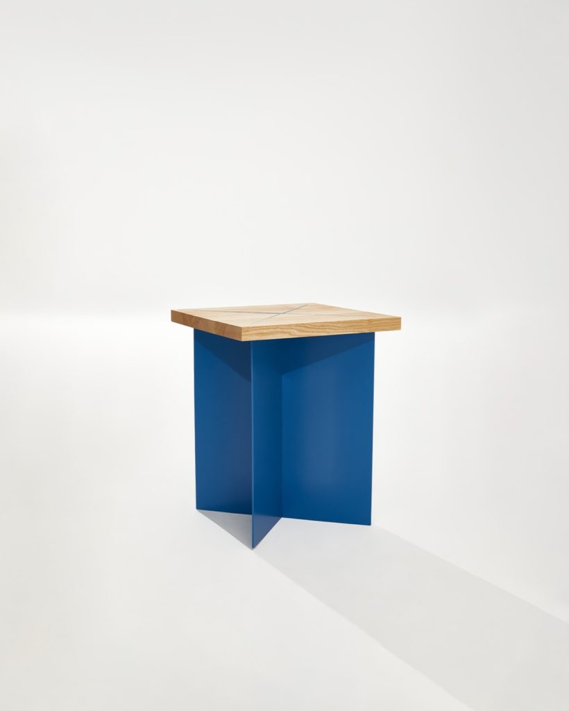 Heilig Objects OHUS Stool ash brillant blue