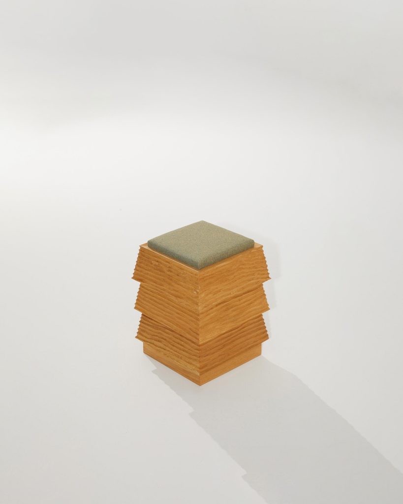 Heilig Objects Pagode Wahiba Stool Green Oak