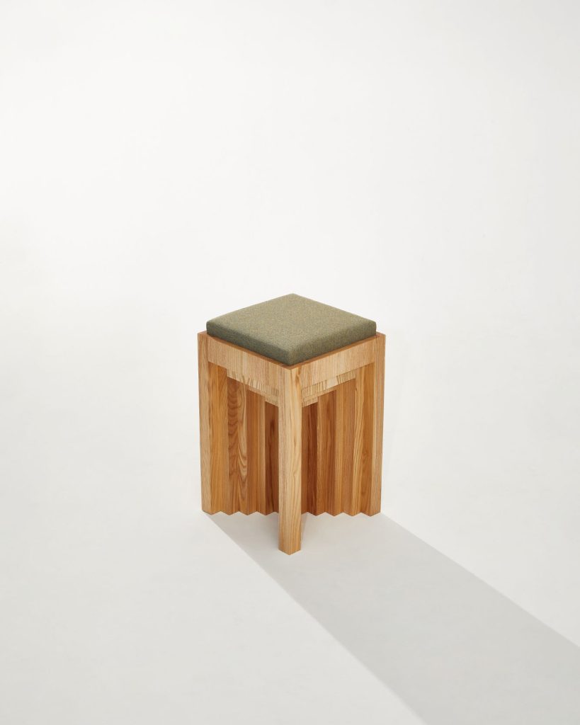 Heilig Objects THRONE Stool Green Ash
