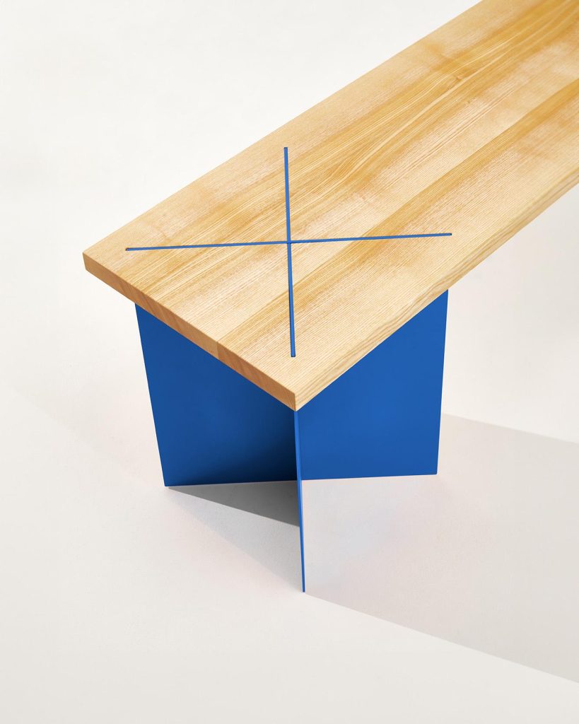 Heilig Objects OHUS Bench brillant blue ash